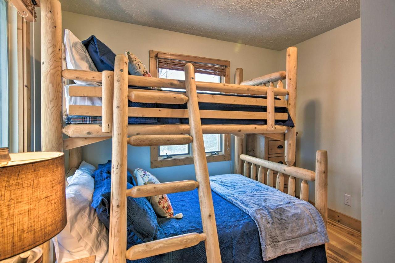 Cabin With Hot Tub And Mountain Views Less Than 5 Mi To Boone ブローイング・ロック エクステリア 写真