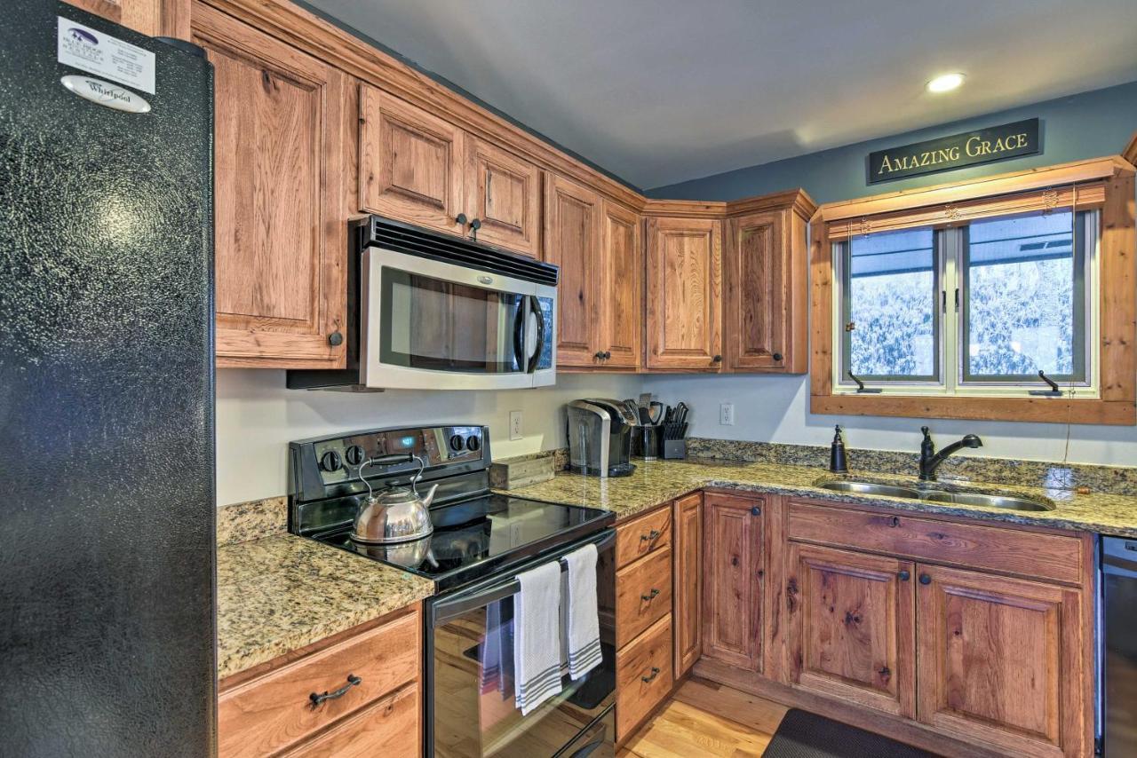 Cabin With Hot Tub And Mountain Views Less Than 5 Mi To Boone ブローイング・ロック エクステリア 写真